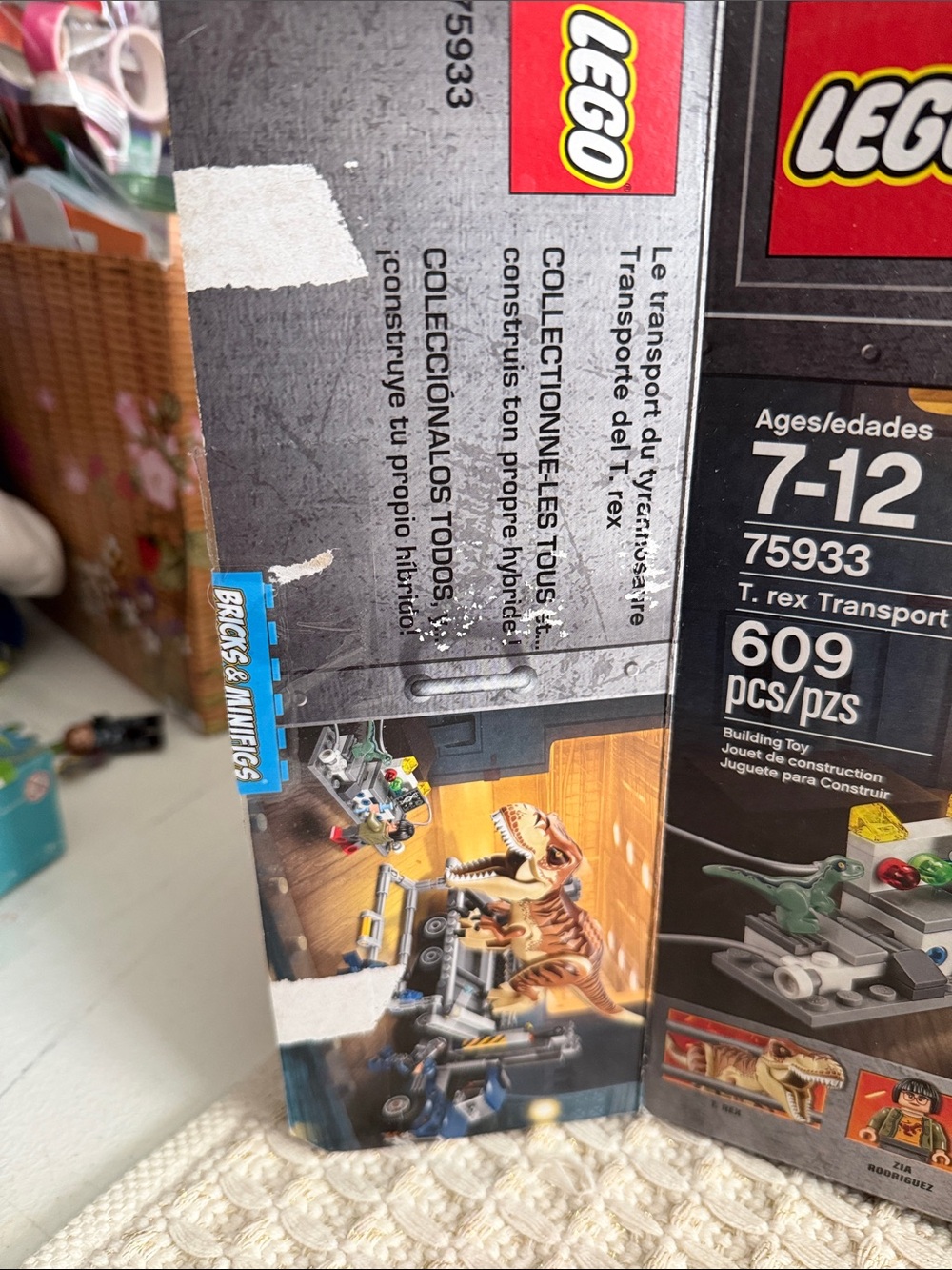 LEGO Jurassic World 75933 T Rex Transport Complete Set RETIRED RARE - Picture 9 of 11